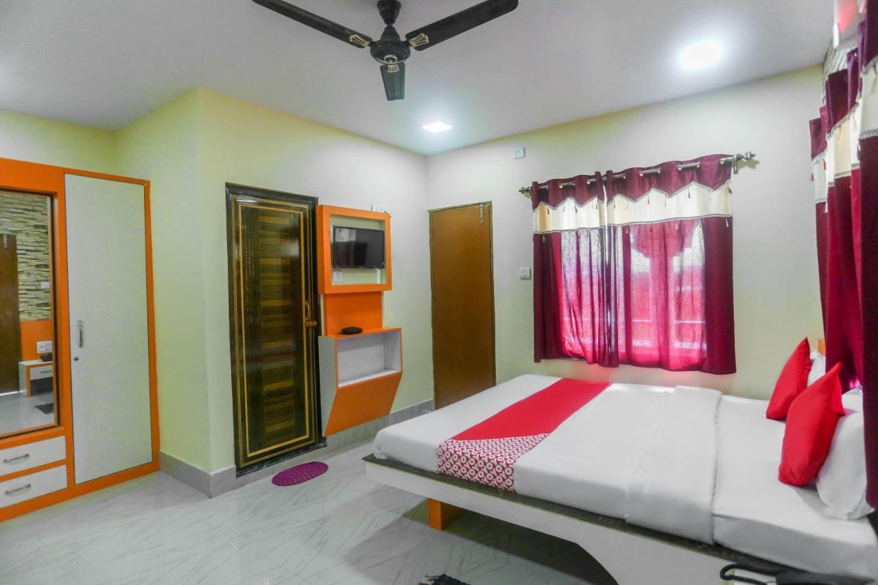 Oyo 60771 New Puri Hotel Екстериор снимка